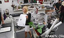 Reality Chick Gives Intense Blowjob, Loving The Rough Oral Action.