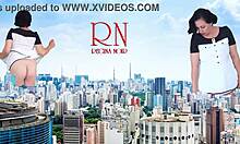 wow, giant lady with no panties strollin city, shes huge like king kong, unreal