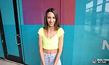 ¡Diablos sí! Natalia Nix delgada follada en POV real