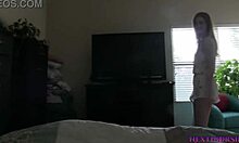 I seekin' attention with my pretty tits and wet pussy