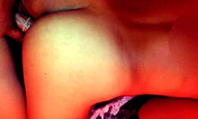 Novia infiel enga�a a su novio con su mejor amigo espero que no se de cuenta que la grabe c�mara oculta video real casero amateur