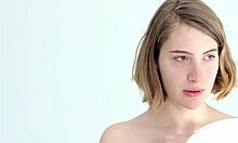 Young looner babe blowing and popping balloon 😍