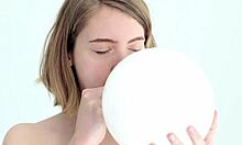 Young looner babe blowing and popping balloon 😍