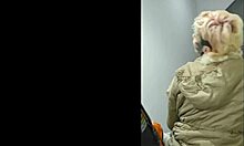 Chica Argentina Me Pide Que La Folle Junto Al Asensor