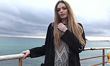 Clara Belle Étudiante Est Très Chaude Pour Baiser Son Formateur!