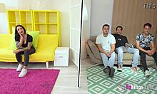 İspanyol güzeli Nelia Estrada sikini kurutana kadar nasıl sağacağını biliyor