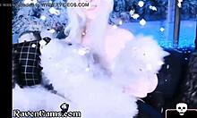 i'm a busty pale babe squirting for strangers online