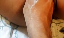 Salimos de fiesta luego le meto toda la mano en la vagina y la follo mas de nosotros juanlatino4