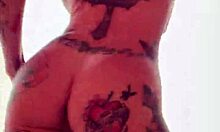 dancing naked in sauna with milf tits 😍