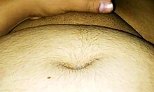 Gozando na camisinha com prazer intenso