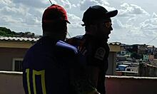 i fuked the novinho barebak on laje wit everyone seeing