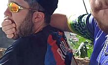 i fuked the novinho barebak on laje wit everyone seeing