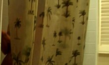 Young girl licks pussy in lesbian first time