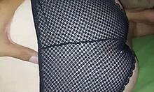 רנדבו סודי בלילה עם בת החורגת הצעירה 18+ כדי לא להיתפס