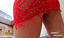 Rebolando a Bunda com Vestidinho e Sem Calcinha - Girlfriend Twerks Ass for Lesbian Bisexual Friend!