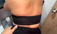 Unknown man fucks young Colombian girl after nightclub in public car