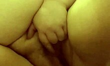 Sexy madura mexicana SSBBW masturbándose de cerca solo para mí