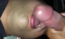 mamando e ganhando leite