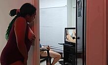 we started masturbating to porn and ended up fucking my stepsister 😏