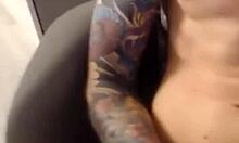 Hot twinks jerk off!