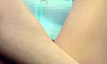 me dejo grabar to pay for the taxi, oops, didnt mean to show that much.