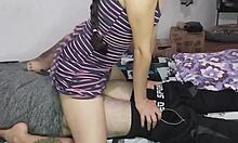 hermanastro surprises stepmom with wet pussy sucking