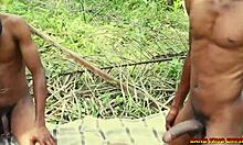 Threesome fuck with horny ebony girl in bush 😍