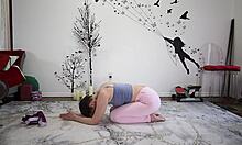 Yoga lesson 370 with mature friends