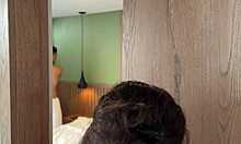 Степ сестра ме хваща след душ и се чукаме сами!