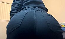 Hermoso Jovencito Gay con Culo de Burbuja Se Pone Cachondo y Recibe Duro