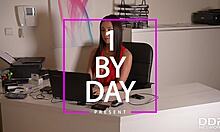 Ultra horny MILF Vicki Chase cums hard on glass dildo!