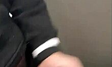 Safadeza No Banheiro Da Academia Adrenalina A Mil Com Esses Machos - Full Sheer