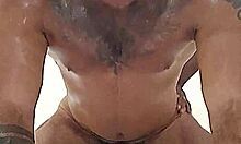 foda icônica com carioca rasta?