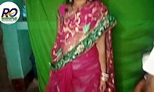 Indian bhabhi in saree gets intense sexy full chudai