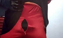 Hot Transvestite Gets Assfucked!