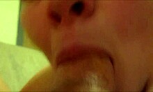 Horn tøs deepthroat og sluger stort cremet load
