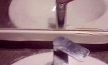 I's young and masturabting, feelin so gud ahh.