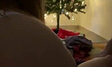 mi amiga me invita a ver una película y terminamos follando en fin de año