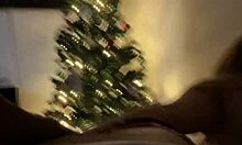 mi amiga me invita a ver una película y terminamos follando en fin de año