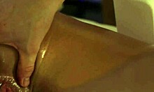 Slutty pussy seduced by masseur for intense table banging