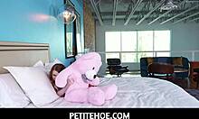 Petitehoe - Mazy Myers and Quinton James in Hot Action