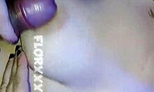 Enormes Tetas Hacen La Mejor Paja Rusa