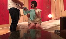 Voi helvetti, salainen kuvaus söpön japanilaisen opiskelijan kanssa ja hänen jättimäisistä luonnollisista tisseistään!