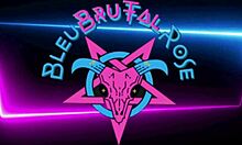 Milf sucks huge cock 😍