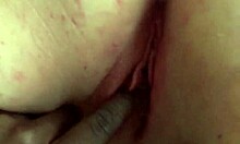 Pale bbw squirts from fingering