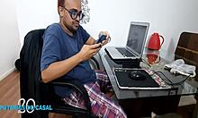 vivi guedez calls the delivery guy for a special delivery!