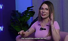 Kolumbianische Majo Cute zeigt Squirt-Tutorial im Podcast mit Dani Ortiz, bläst und wichst