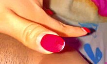 feeling so horny, i finger myself every morning