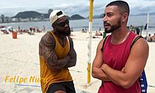 ele queria malhar o gluteo