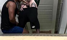 sentando no negao na escada de emergencia ate leitar, amateurs gay creampie anal